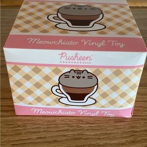 Pusheen Meowchiato Vinyl Figure in Pink and Brown